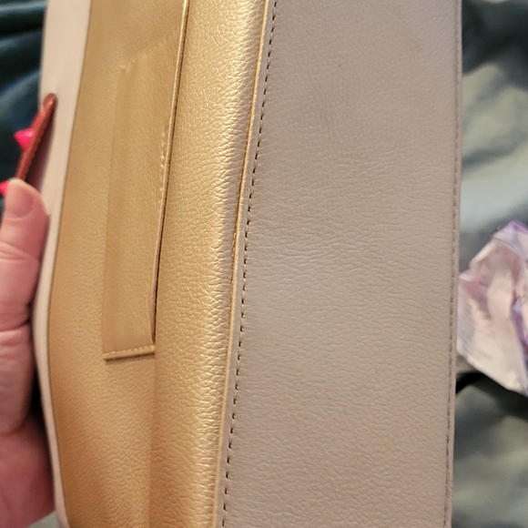 Min & Mon Leather Gold Metallic Colorblock Studded Handle Vali Small Purse - Picture 9 of 9